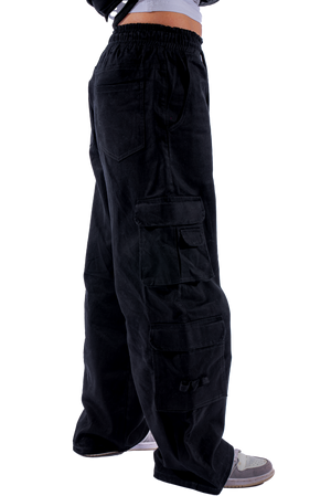 black-cargo-right-side