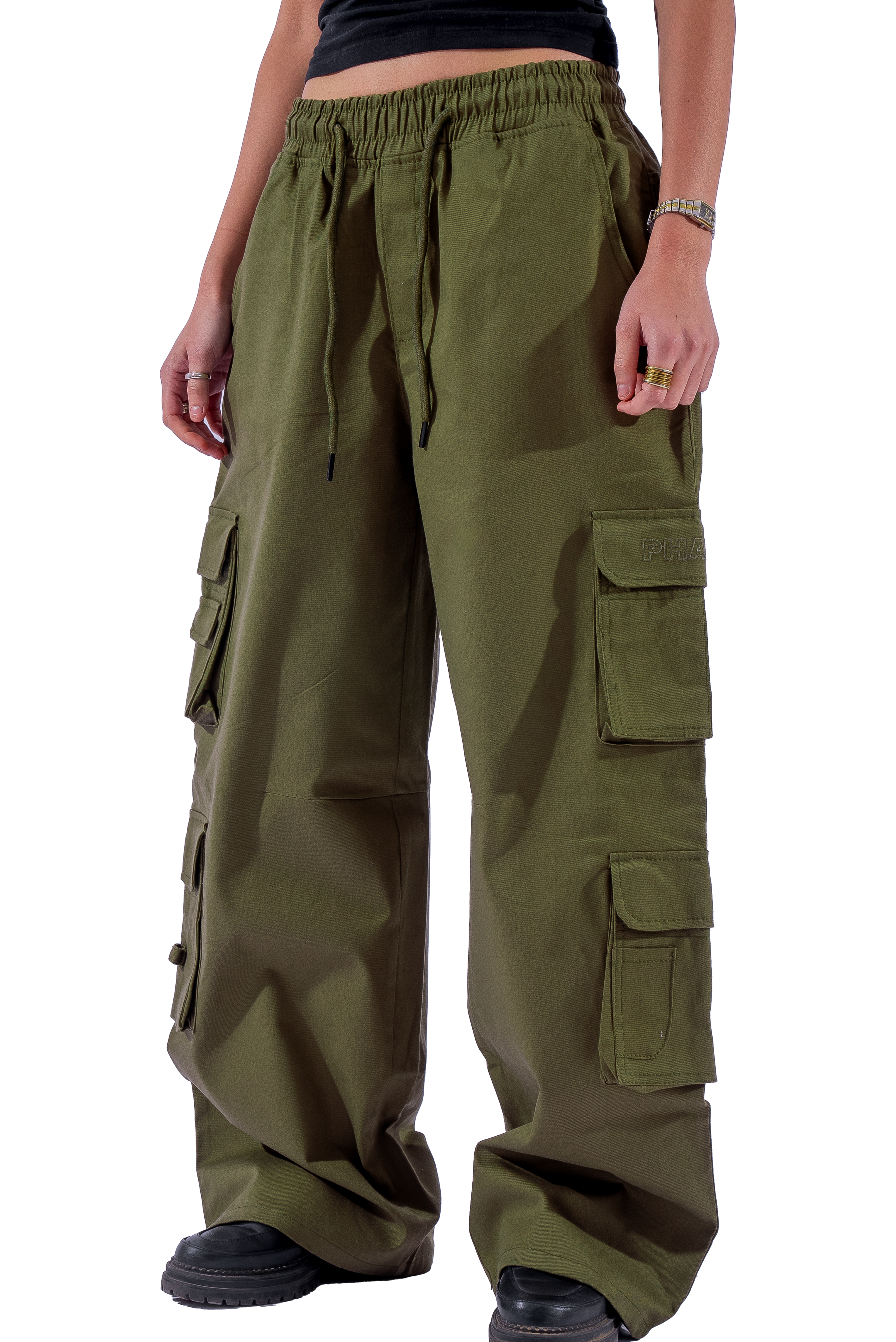 olive-cargo-side
