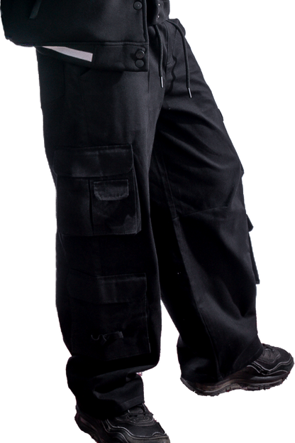 BLACK CARGO PANTS